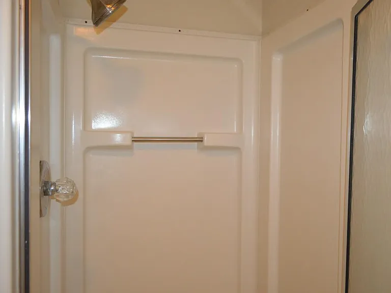 Bathroon 1