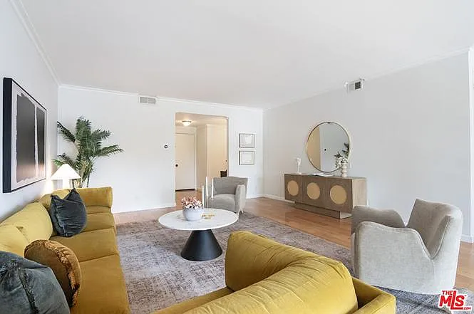 651 Wilcox Ave #1E — Photo 6