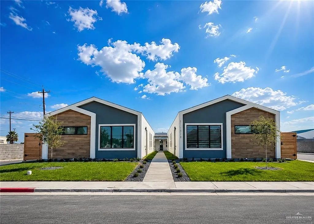 2 bed, 2.0 bath, $1,150 — Photo 1