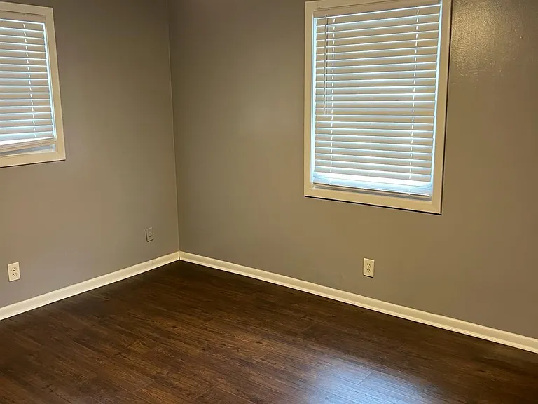 789 Jordan Ln — Photo 13