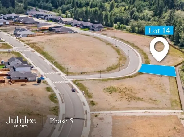 751 Salmonberry St, Campbell River, BC V9H 0G1