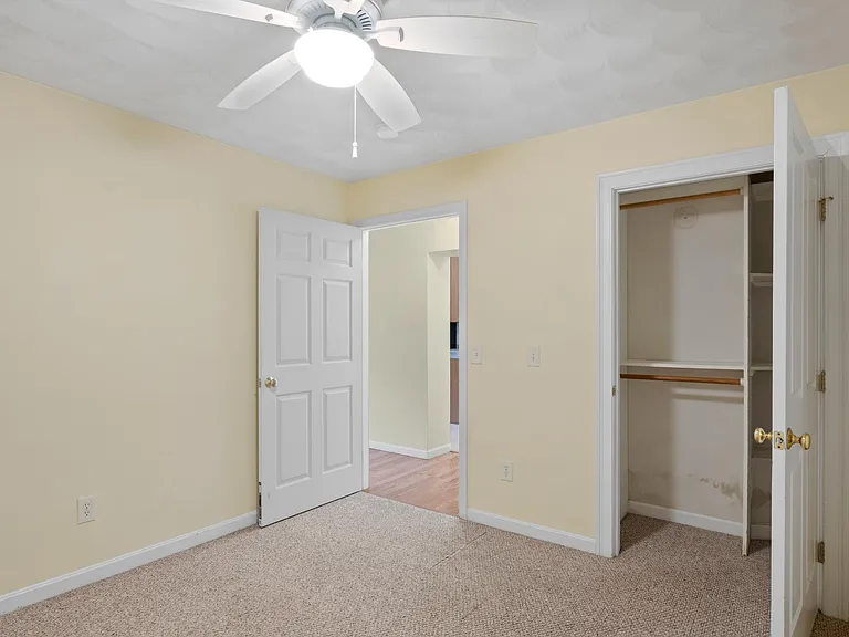 103 Bay View Ave — Photo 17