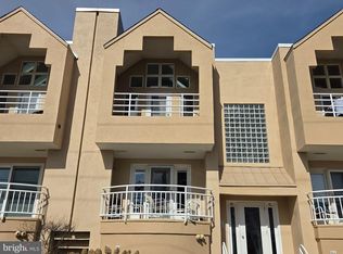 9101 Atlantic Ave APT 104, Margate City, NJ 08402