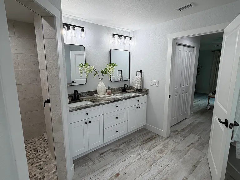 225 Overbrook St — Photo 20