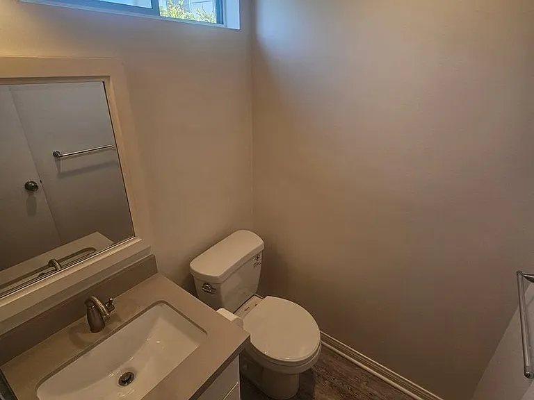 1311 Manhattan Beach Blvd #3 — Photo 17