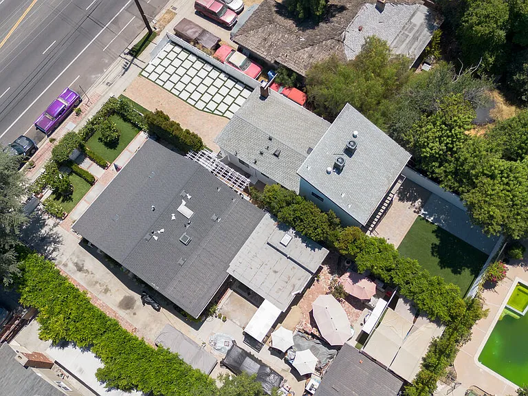 5541 Fallbrook Ave — Photo 30