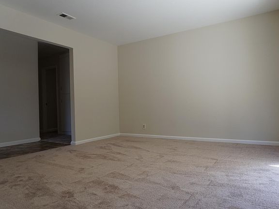 5th image of 1172 White Dr