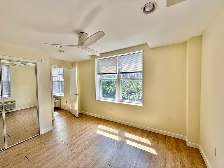 241-55 S 49th St #301 — Photo 4