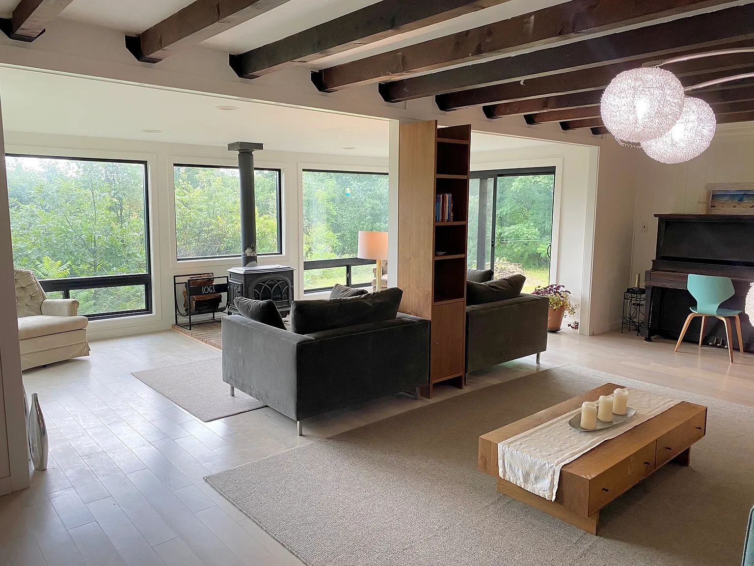 4 bed, 1.5 bath, 1386 sqft, $1,500 — Photo 1