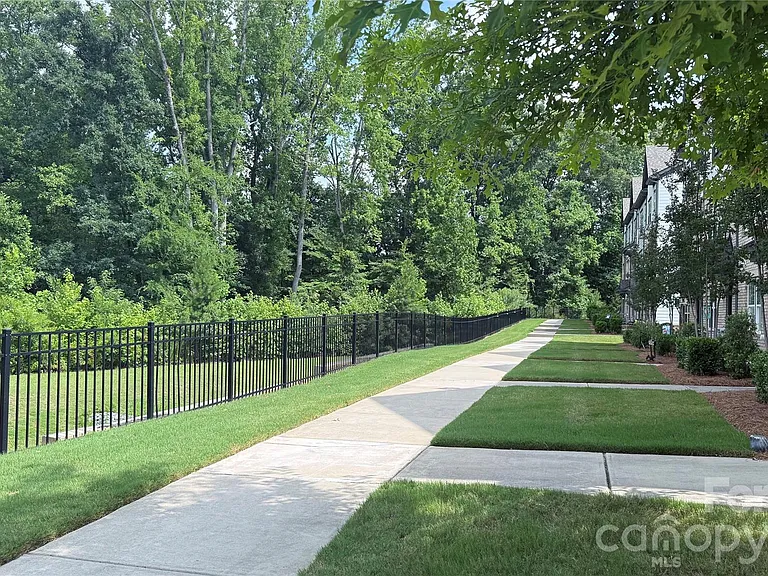 12338 Landry Renee Pl — Photo 10