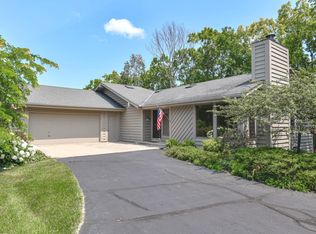 W291S2714 Cambrian Rdg, Waukesha, WI 53188