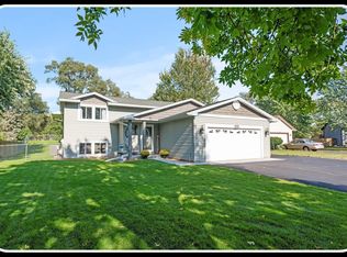 11737 Jonquil St NW, Coon Rapids, MN 55433