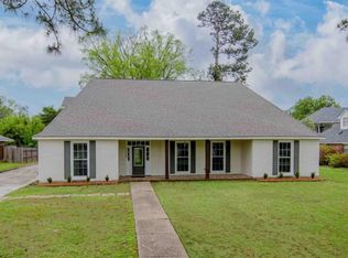 4605 Pine Ridge Dr, Baton Rouge, LA 70809