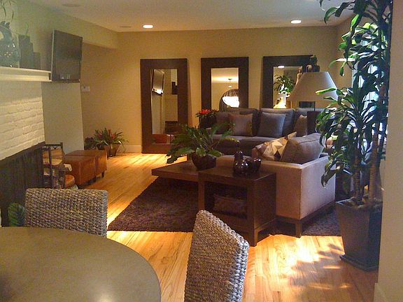 Living Room w/Gas Fireplace