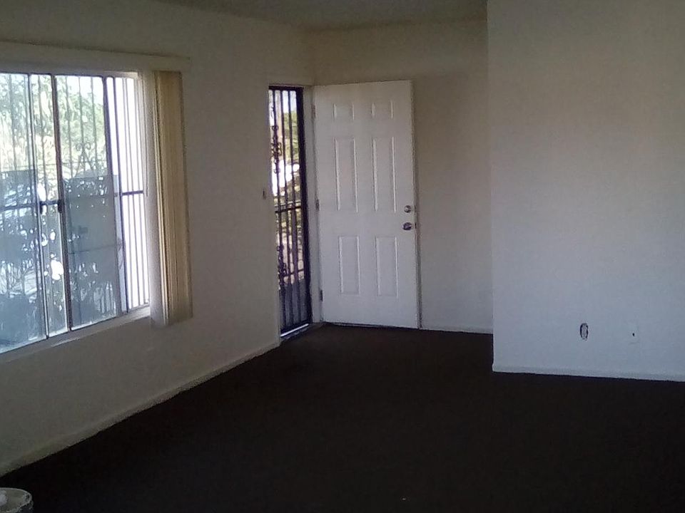 1st image of 520 W 80th St APT 5
