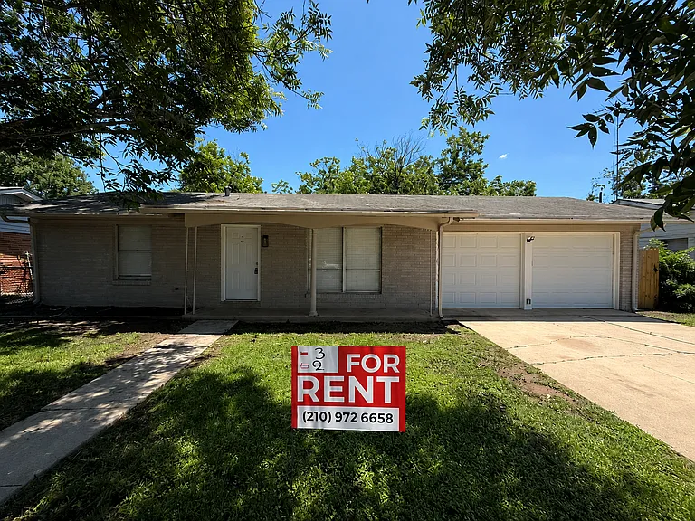 4938 Bernadine Dr — Photo 1