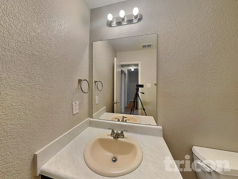 851 Village Point Ln — Photo 13