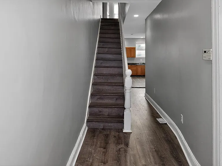 1119 Montello Ave NE — Photo 60