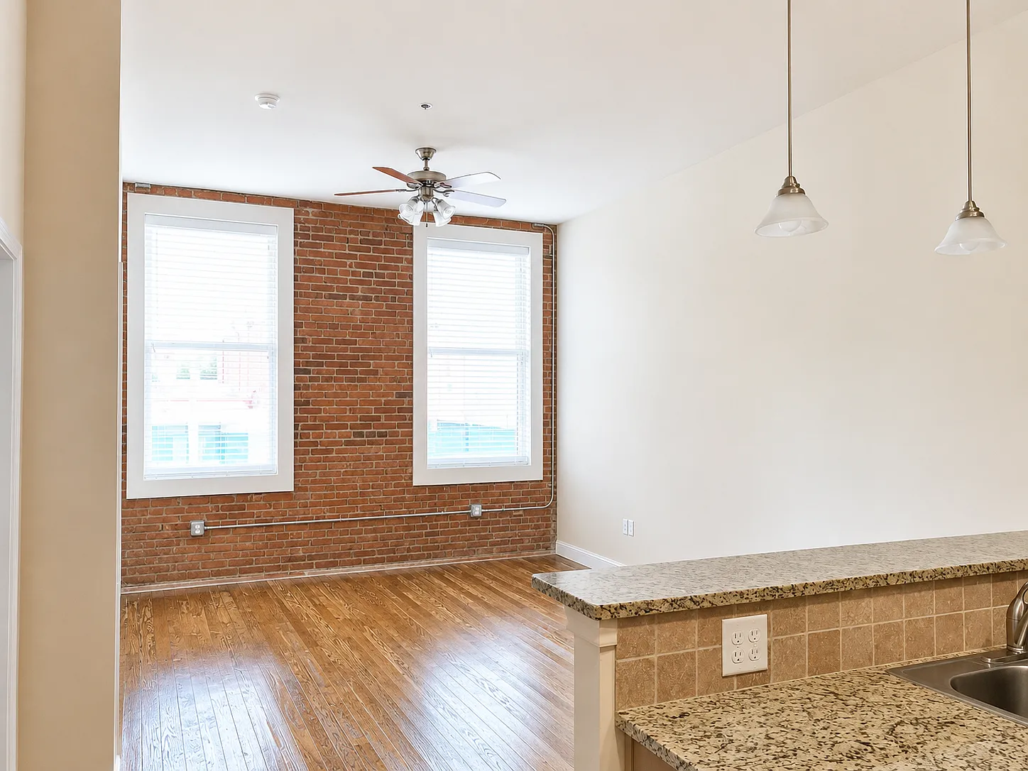 1 bed, 651 sqft, $1,250 — Photo 3