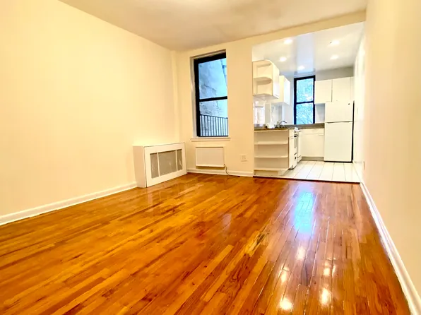 431 East 83rd Street image 1 of 7