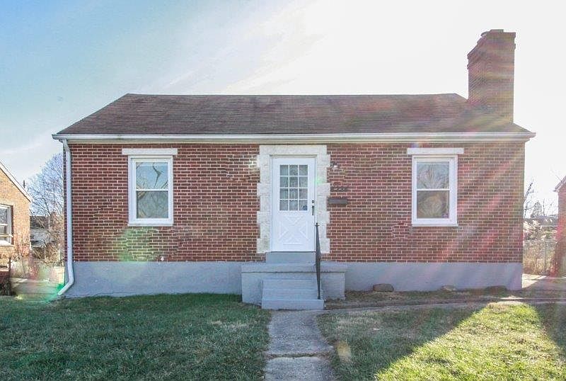 1st image of 4224 Oakridge Dr
