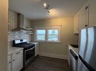 241 W 9th St APT 3, Casper, WY 82601