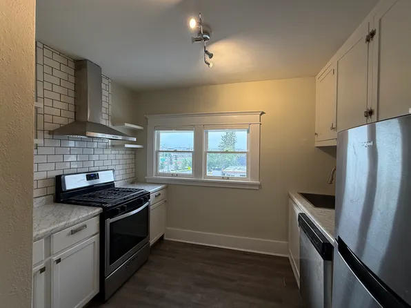 241 W 9th St APT 3, Casper, WY 82601