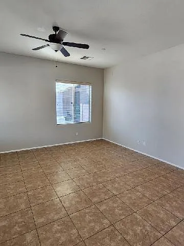 3 bed, 2.0 bath, 1893 sqft, $2,250 — Photo 2