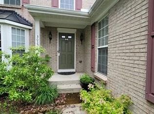 3635 Armada Dr, Beavercreek, OH 45431