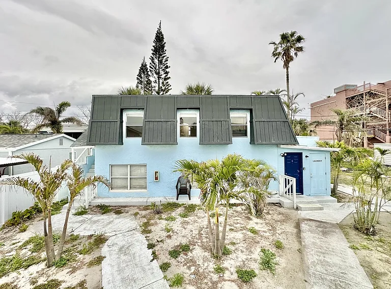14125 Palm St #3 — Photo 1