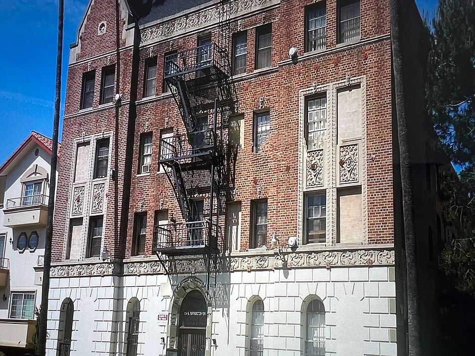 1st image of 273 S New Hampshire Ave #S102