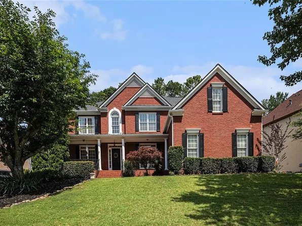 351 Prestbury Ct, Suwanee, GA 30024