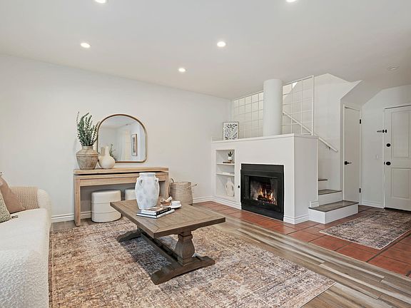 3rd image of 711 W Ortega St APT 7