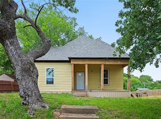 711 W Munson St, Denison, TX 75020