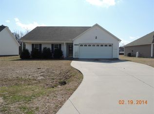 108 Kristy Ln, Mount Olive, NC 28365