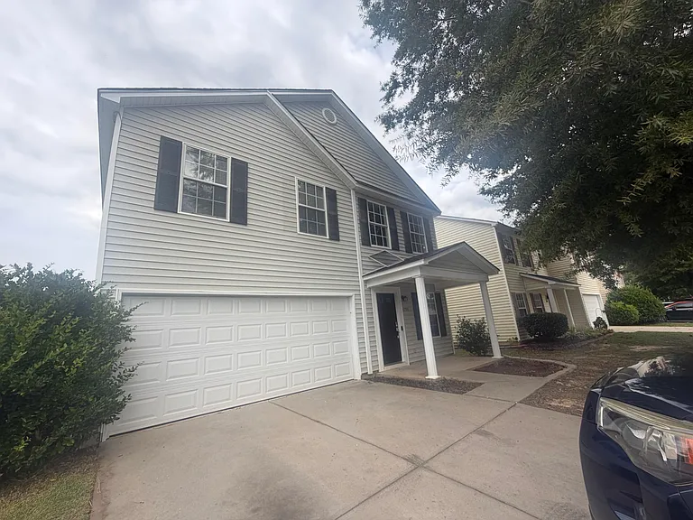 1755 Polaris Dr — Photo 3