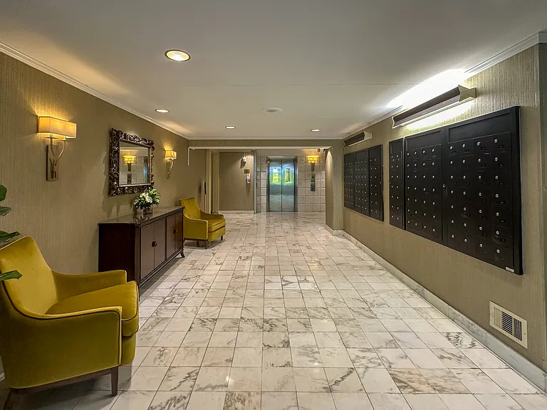 4201 Cathedral Ave NW #321E — Photo 18