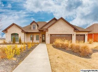 2202 Stockston Ct SW, Decatur, AL 35603