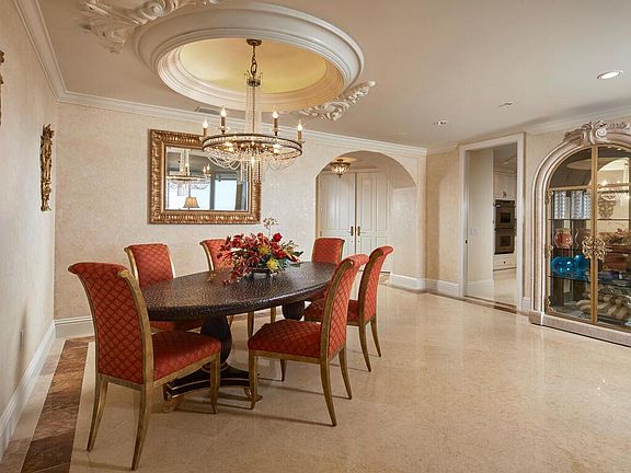 4th image of 940 Cape Marco Dr Unit It