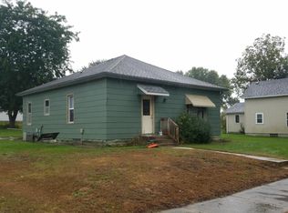 673 Prospect Ave, Windom, MN 56101