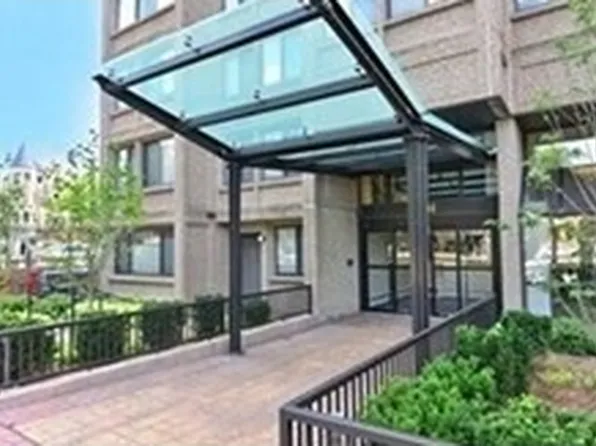 1731 Beacon St APT 1502, Brookline, MA 02445