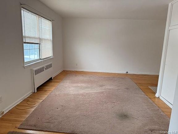 4th image of 180 Pinewood Road #10