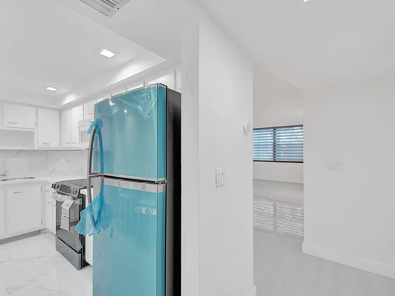 3800 N Hills Dr #208 — Photo 4