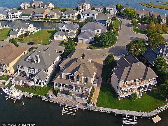 2nd image of 305 White Heron Ct