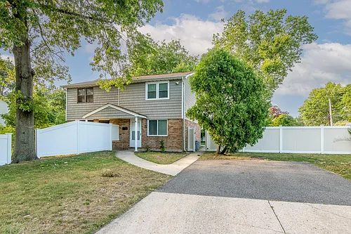 72 Tudor Ln Photo 1