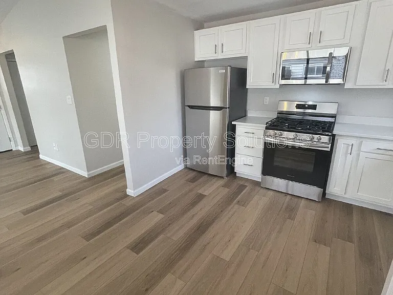 4733 Platinum Dr NE — Photo 15