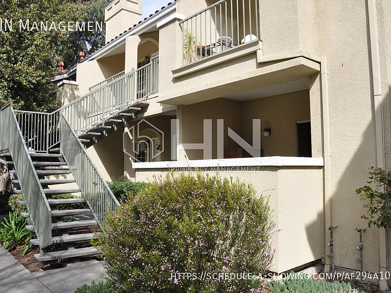 527 Arbor Way #- — Photo 1
