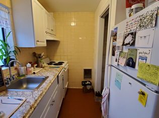 18 Whitmore Ln, Stamford, CT 06902