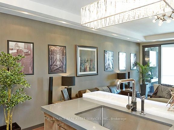 4th image of 10 Yonge St #3604