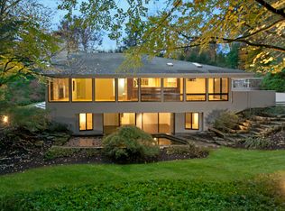 692 Westover Rd, Stamford, CT 06902